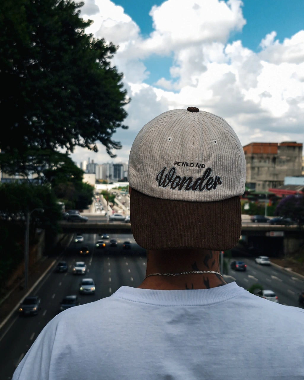 Boné- Wonder veludo