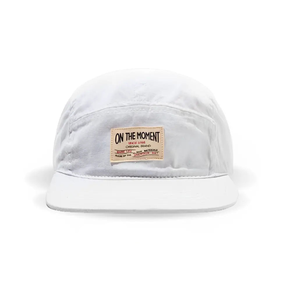 Boné - ON THE MOMENT